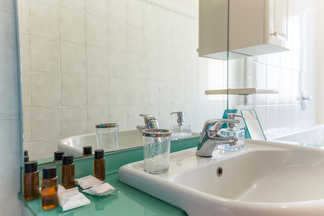 Linate Airport Apartment Milano Ngoại thất bức ảnh